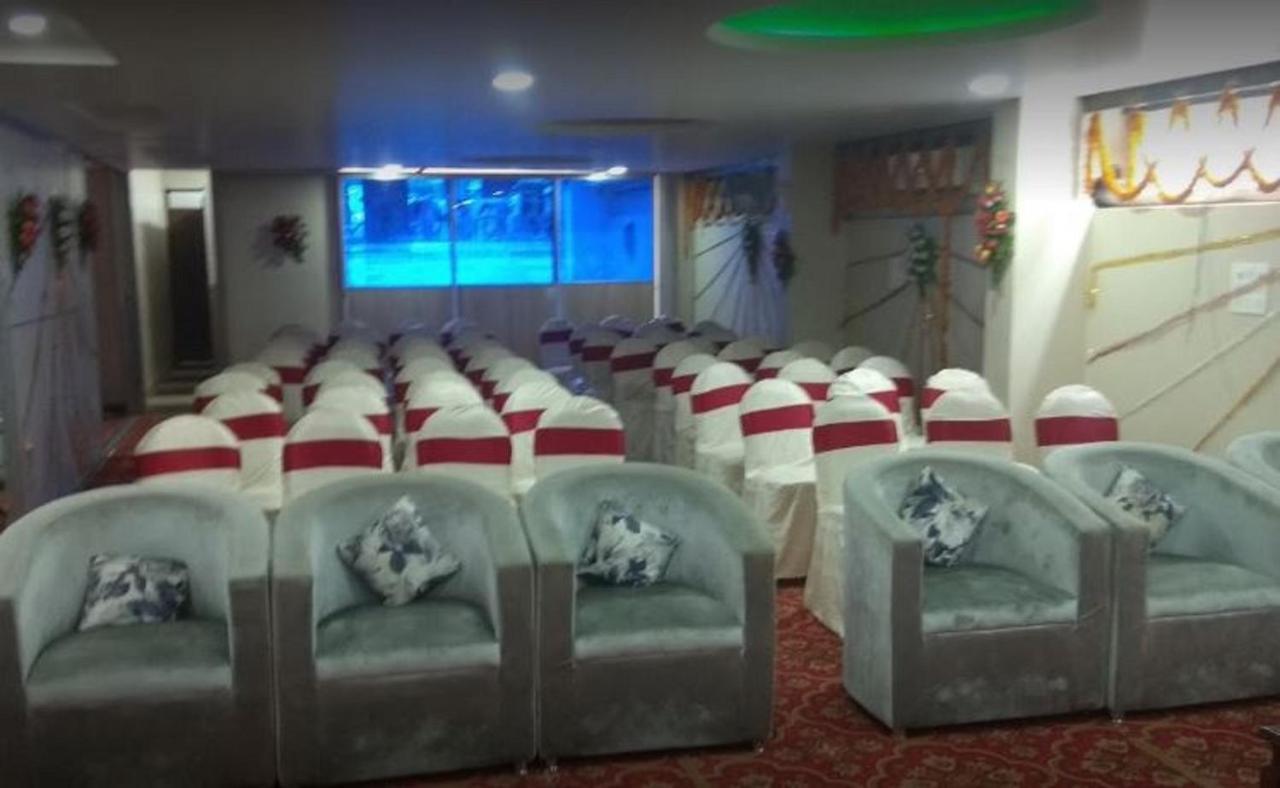 Hotel Golden Tulip Purnia Esterno foto