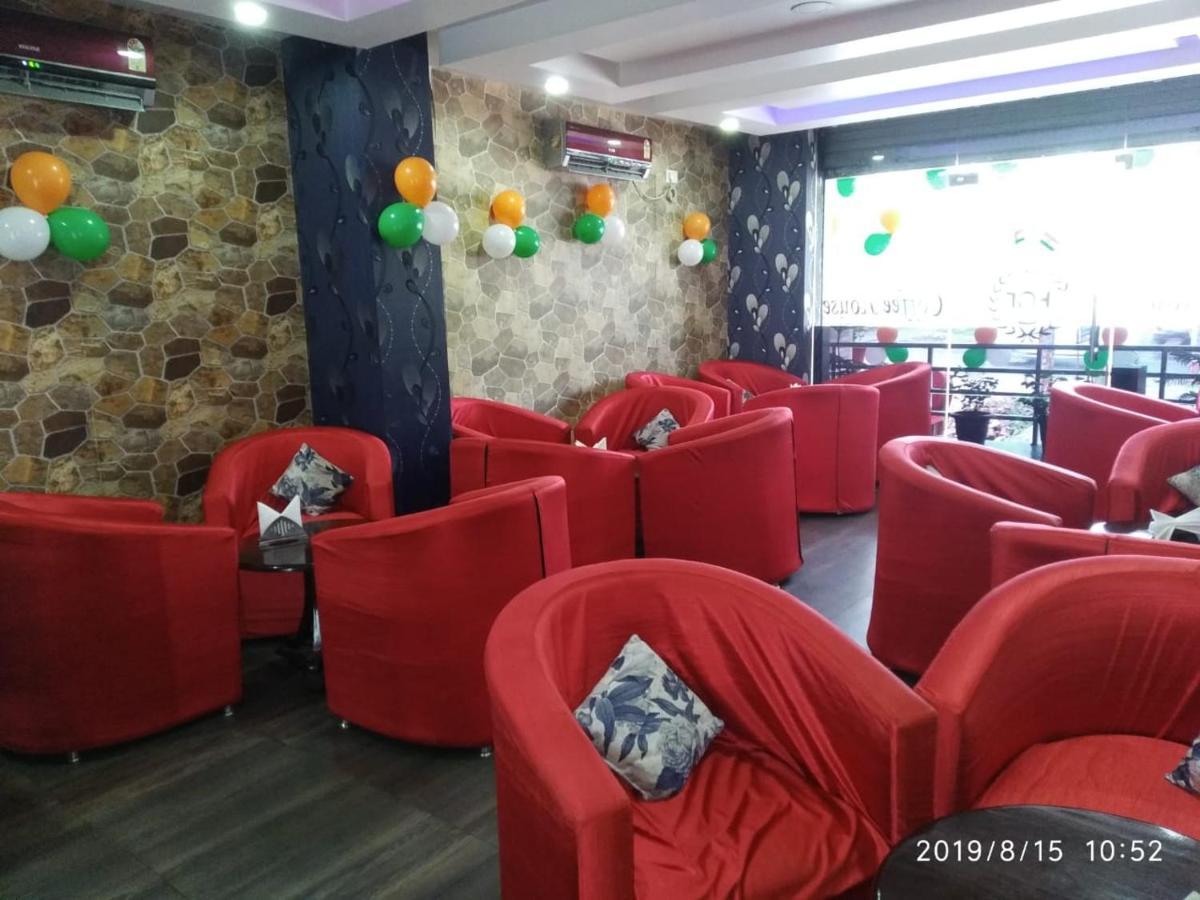 Hotel Golden Tulip Purnia Esterno foto